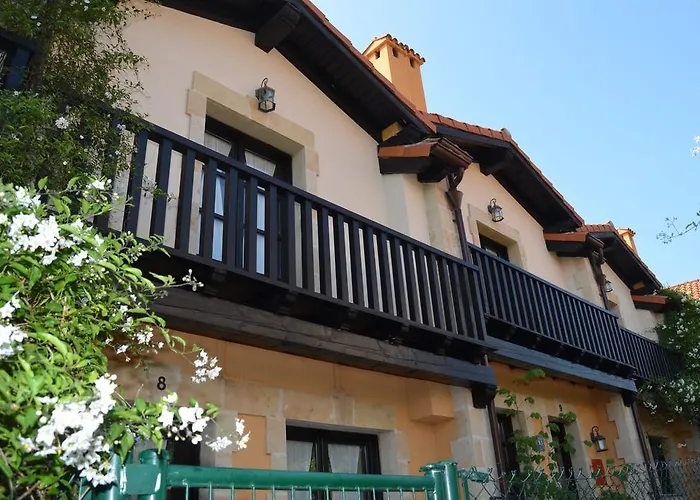 Mayorazgo De Altamira Mila * Santillana del Mar